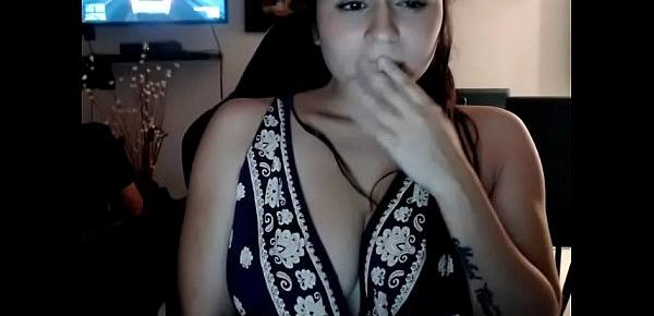  Slutty girlfriend chatting sex topless behind her boyd